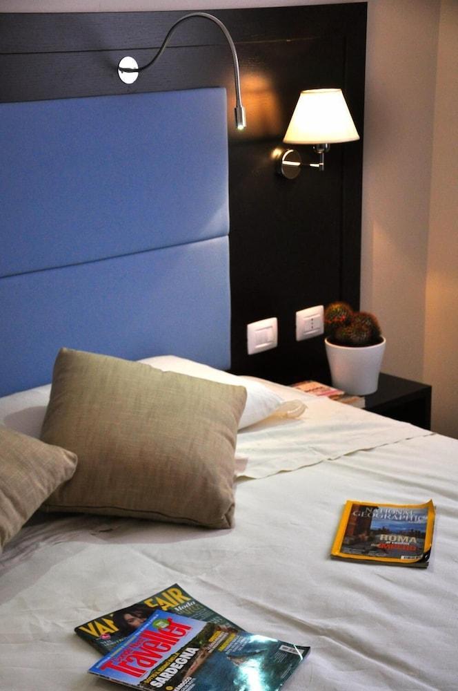 Hotel 325 Tor Vergata Rom Eksteriør billede