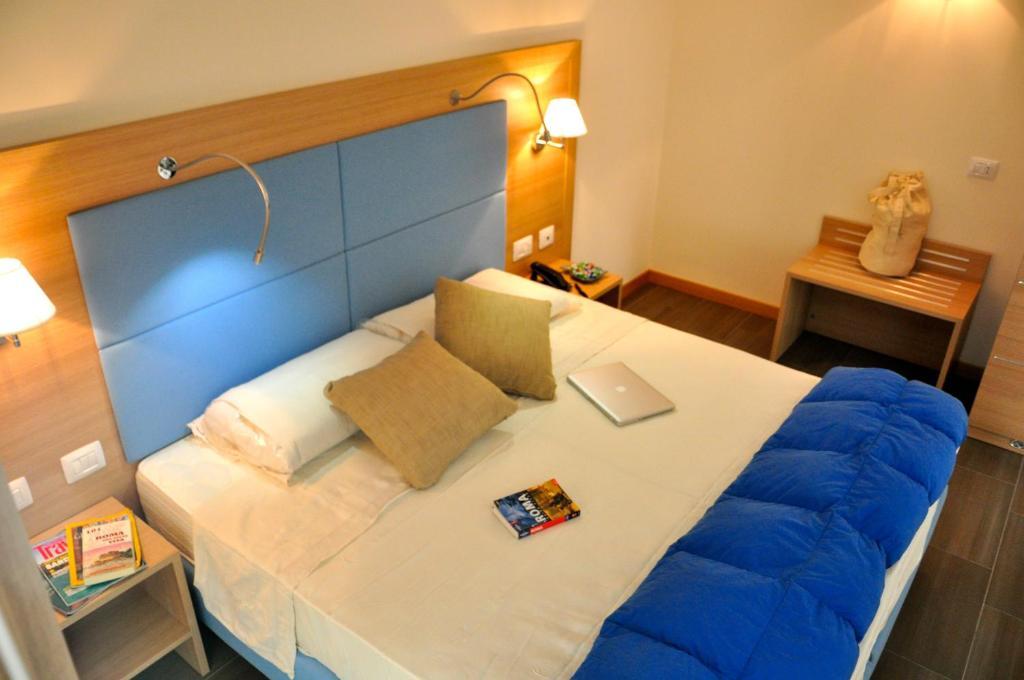 Hotel 325 Tor Vergata Rom Værelse billede